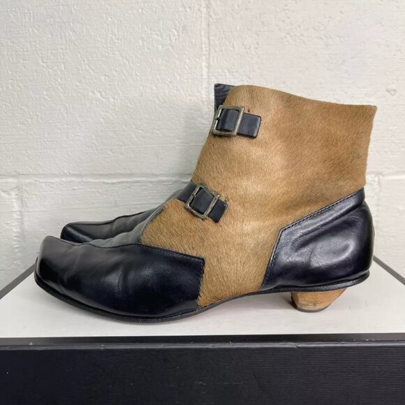 Vintage Cydwoq Boot Two Tone Black Brown Leather Fur Buckle Women's 40 EU/10 US - Picture 4 of 9